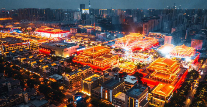 出境游|城市夜景也是风景，西安有文化沉淀，上海让人迷失