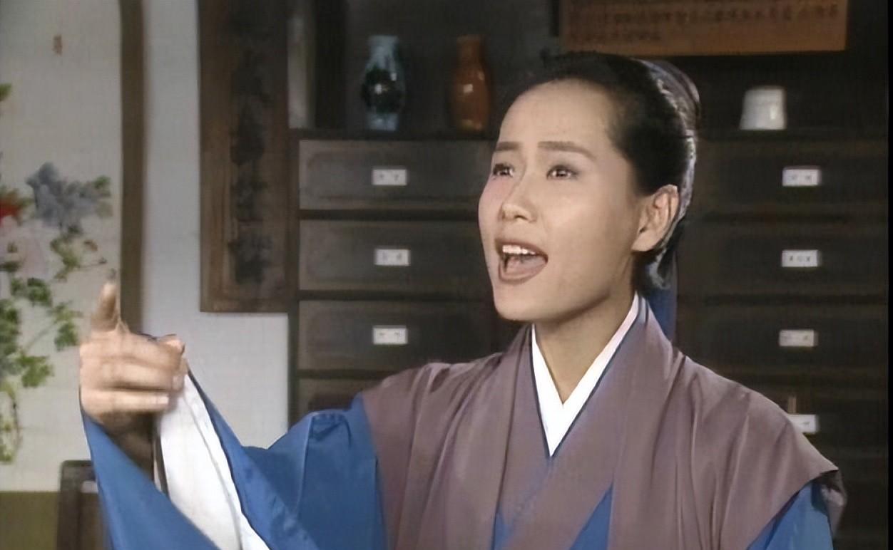 当年为什么非要找个女人演许仙?时隔12年,赵雅芝说出了当时原因