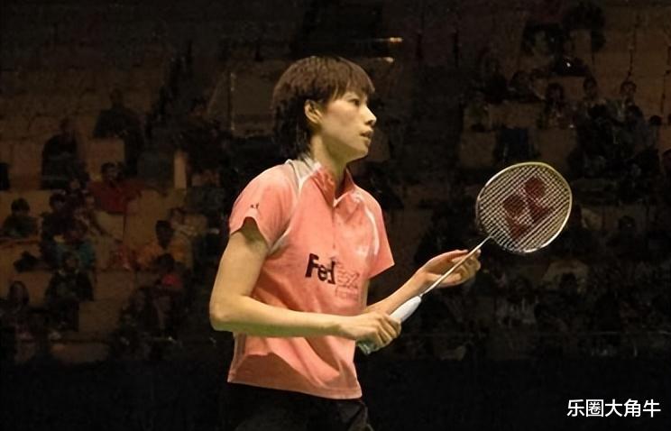 丈夫出轨7年后，回看谢杏芳的婚姻，才明白为何她当年会原谅林丹