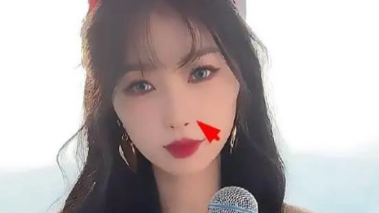 虞书欣紧急取消活动！生图曝光惹争议，小肚腩明显，底裤勒出3层肉