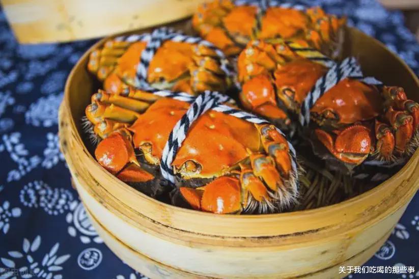 蒸螃蟹：切记冷水和热水蒸区别很大！用错这1步，蟹黄外流肉不鲜