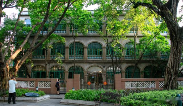 广州市|广东广州市荔湾区值得游玩的旅游景点有哪些？自驾游有什么攻略？