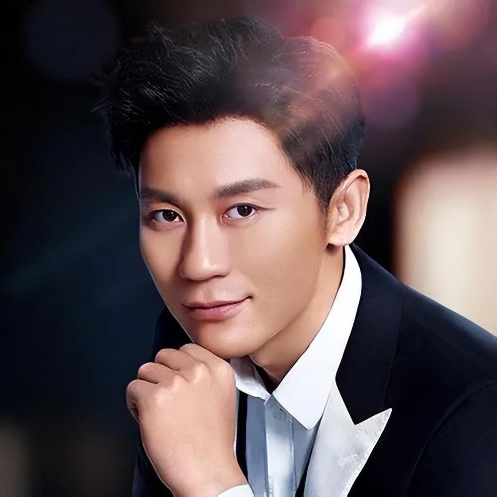 善恶终有报！44岁的李晨，终于为自己的“风流”付出了巨大代价