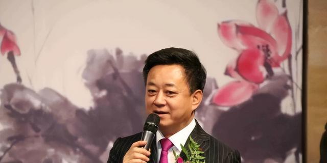 央视主持阵容完成“换血”，被弃用的主持人有哪些？