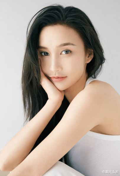 李晨|富豪李晨名下豪车无数，住9亿四合院，用石头收获6大顶级女星芳心