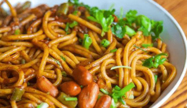 早餐|中国最“尴尬”的5种早餐，本地人当“宝”，外地人却根本吃不惯