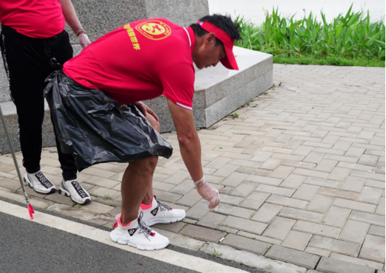 窦骁|“展昭”何家劲的“消失”,是整个演艺圈的悲哀和损失