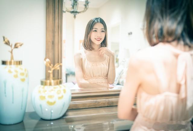 撩中年女人，以下三件礼物，必不可少