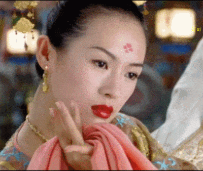 章子怡纯素颜露面,没画眉毛气质大跌?40岁的状态很真实