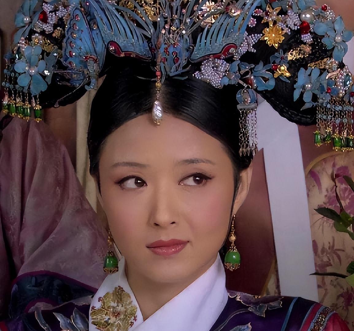 盘点娱乐圈那些“包装”出来的“完美女神”,真实身材一言难尽!