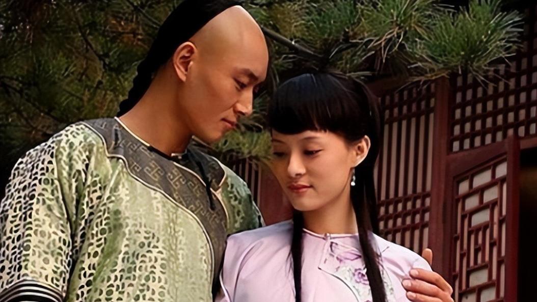 “果郡王”李东学不红，是因为他正在“另一个圈子”里，红得发紫