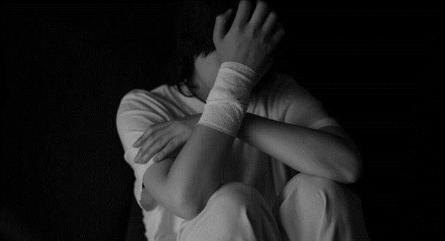 尿酸|女大学生反复口腔溃疡,各种用药治不好,真实病因让她崩溃