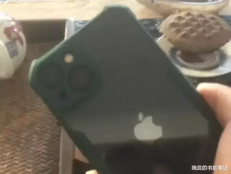 爱国|李立群换苹果手机被骂不爱国,本人无奈回应:我只是用习惯了