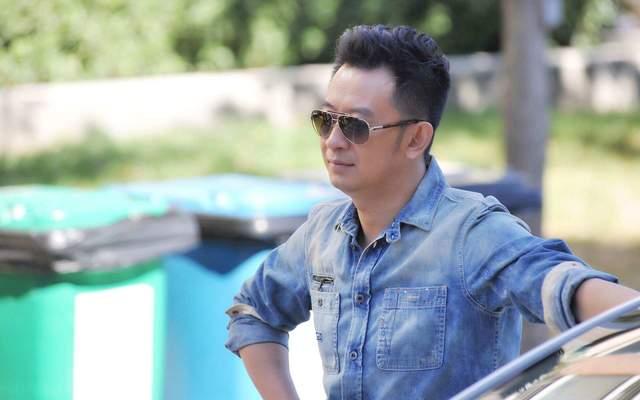 黄海波|靠《狂飙》走红的妻子捞金,“软饭男”黄海波,不装了