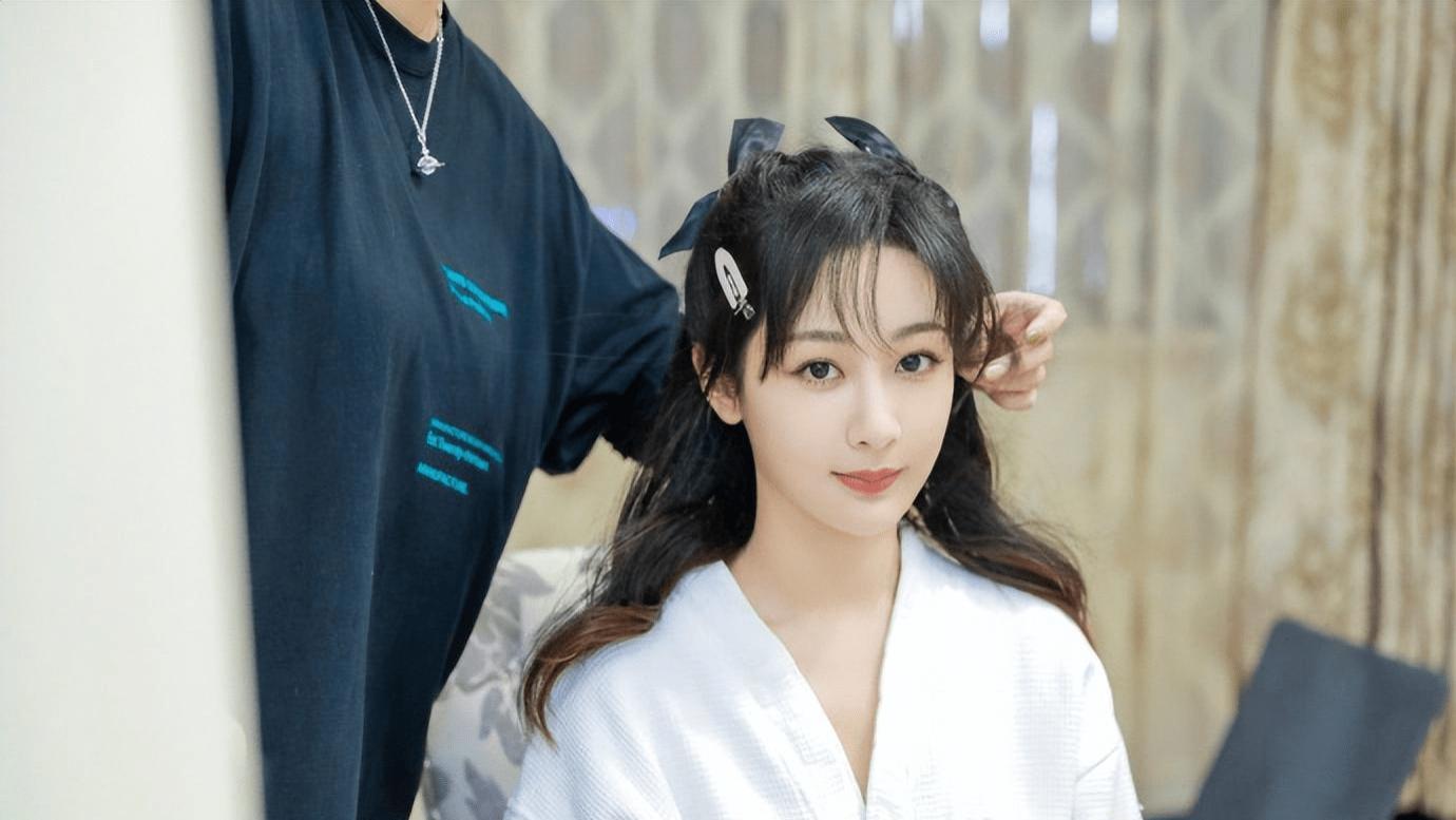 杨紫|31岁杨紫“韩式财阀千金风”受认可：打造国产宋慧乔，接手时尚资源！