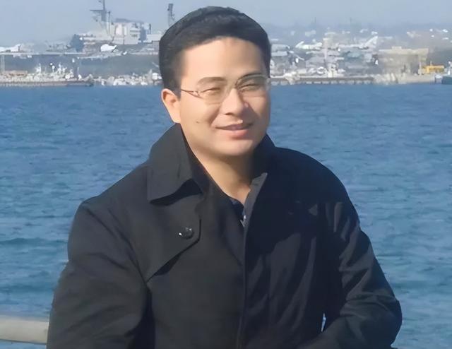 金立创始人：一把牌输光十几亿！欠款200多亿跑路，至今去向成谜