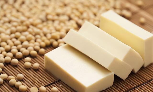 医生|土豆是高尿酸的“催化剂”？提醒：避免尿酸升高，尽量远离5物