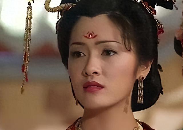 90年代的迷之审美，明明长相一般，却被夸成“天仙”的5位女星