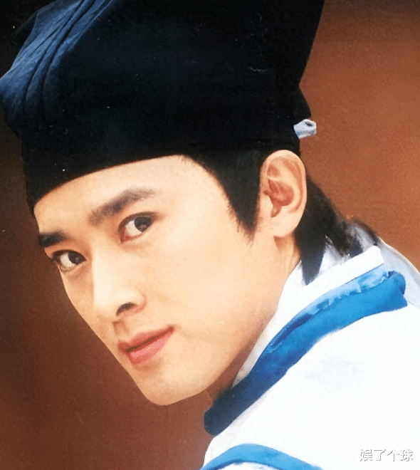 从“投资明星”到“法院老赖”,“公孙策”任泉会怪李冰冰的拉拢吗?