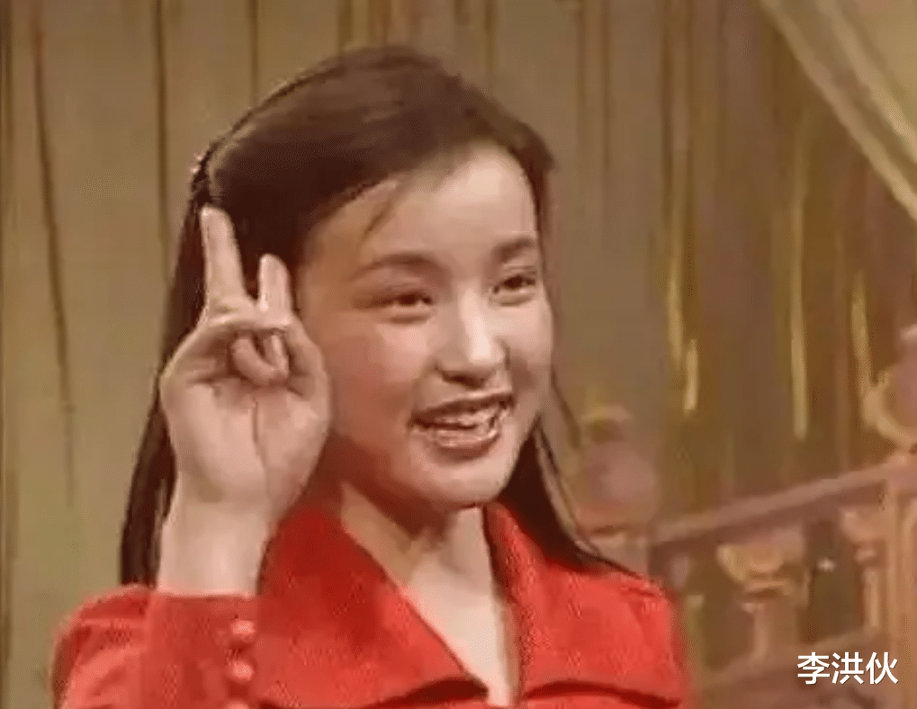 春晚|看腻了充满“包饺子”套路的春晚？来看看1983年第一届春晚多大胆