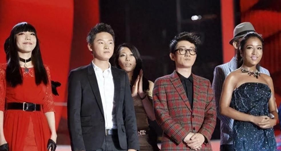 谢霆锋|8月29日下午：好声音录制人员爆猛料，谢霆锋最有原则，给钱也没用