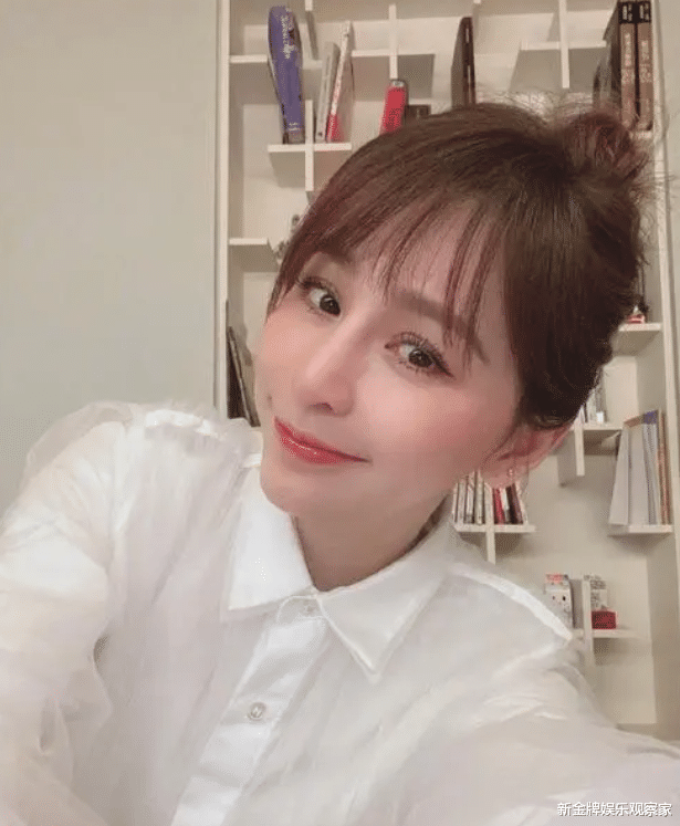 台媒曝41岁王心凌疑和富二代男友分手，王心凌方回应：我们不回应