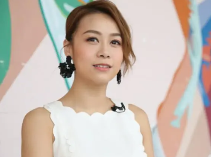 黄心颖被曝已经结婚,男方曾有过一段婚姻,两人相差14岁