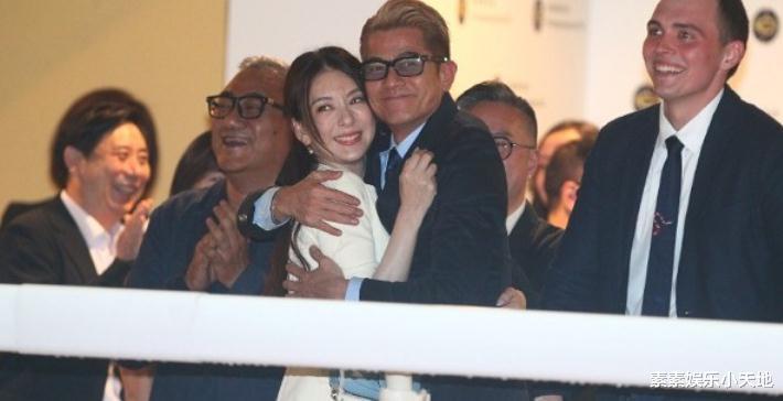 郭富城|郭富城带岳父看赛马,女婿赢得200万奖金,岳父鼓掌大笑