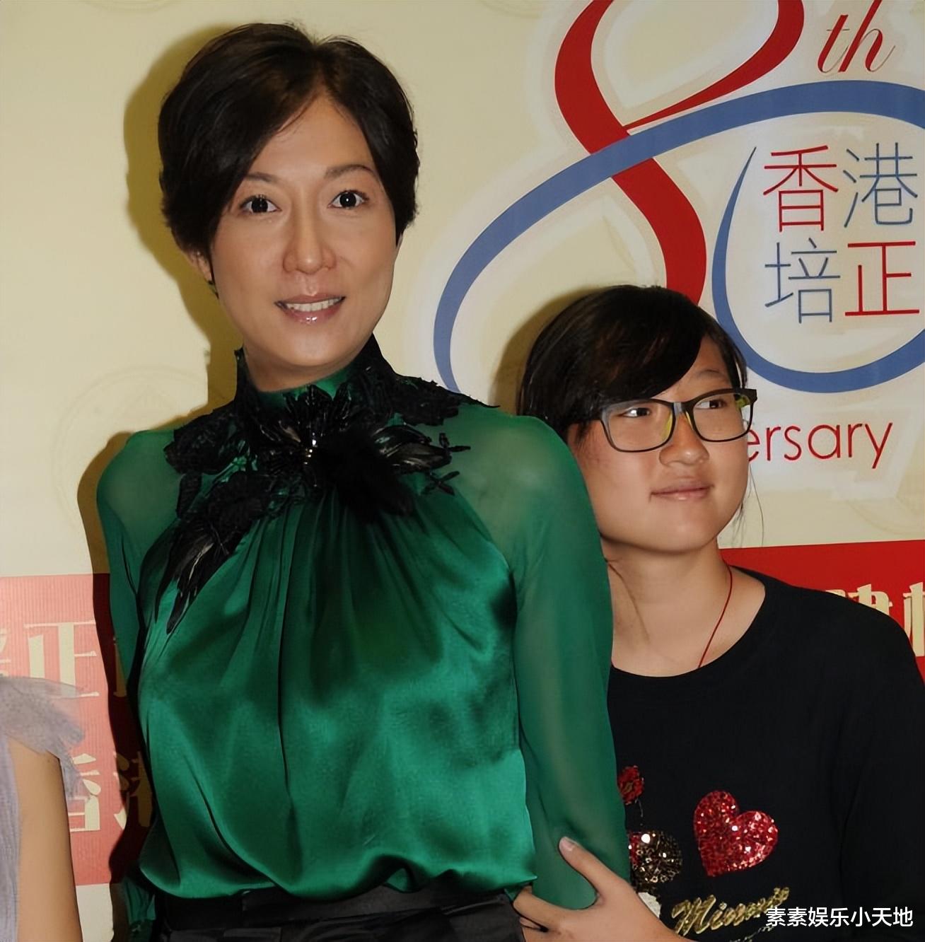 吴绮莉|吴绮莉向女儿道歉认错:家门永远向你敞开,希望卓林快点回家