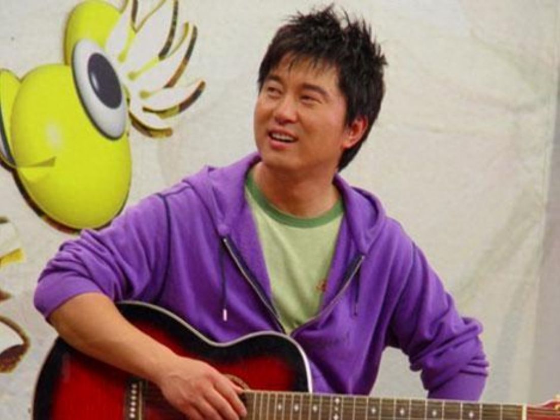 满文军|满文军：6次上春晚，当红时和二婚妻子双双入狱，如今怎么样了？