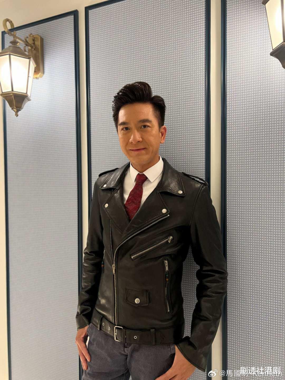 TVB女星分享婚前派对合照！大晒白皙长腿，与圈中姐妹酒店狂欢