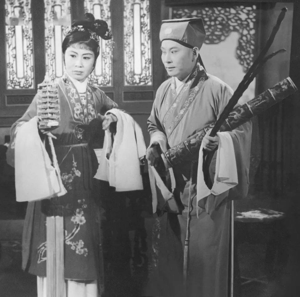 邵逸夫107岁离世,200多亿遗产,4个子女不送终也分文不要