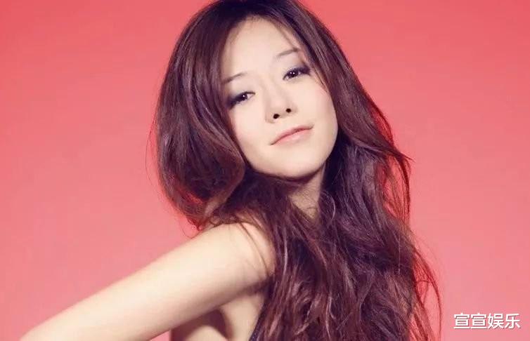 何洁|7位超女现状:李宇春重病缠身,何洁卑微跪求上浪姐,张靓颖被骗6亿