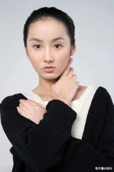 胡歌这辈子得不到的女人,却因吃火锅被富豪看上,恋爱17天就闪婚