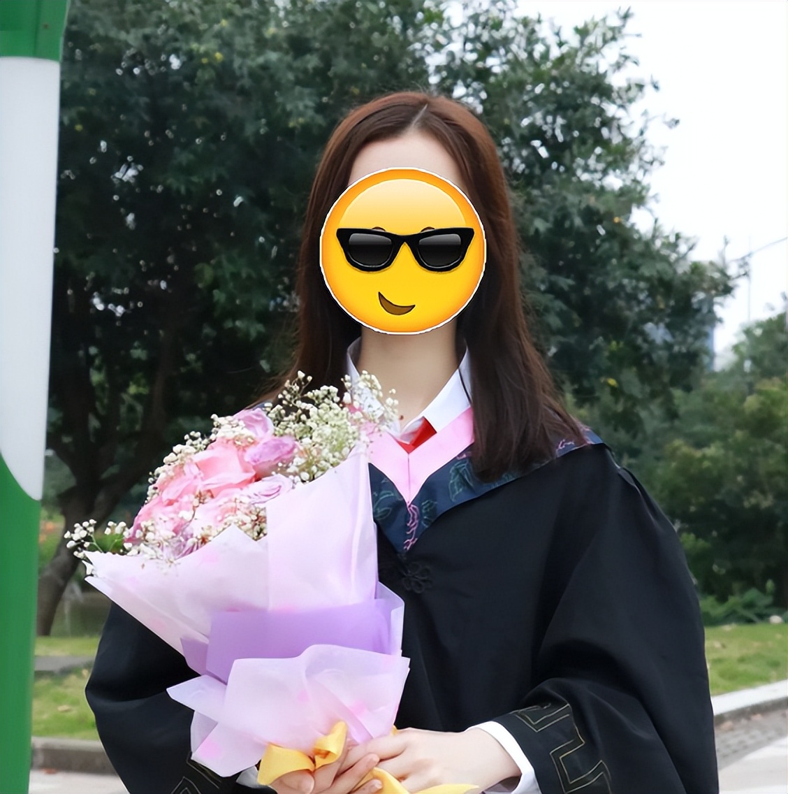 复旦硕士求职屡碰壁,近200份简历仅收获滴滴,文科生忍不住破防