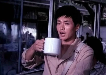 演员王伟平:成名后娶初恋,一心相爱39年,如今女儿比自己还红