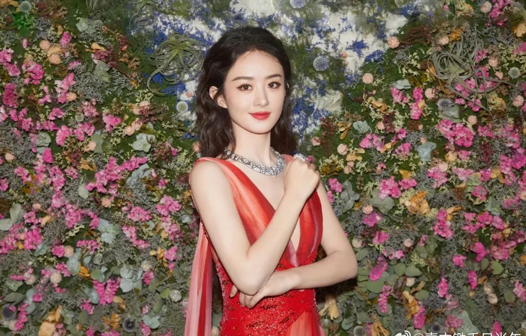 赵丽颖圆脸代表冲进娱乐圈！曾经的蛇精脸都去了哪里呢？