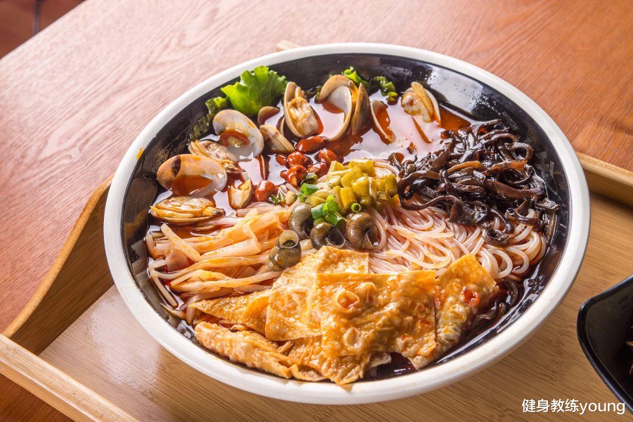 馄饨|容易长肉肉的8种主食，减肥期间你有在吃吗？