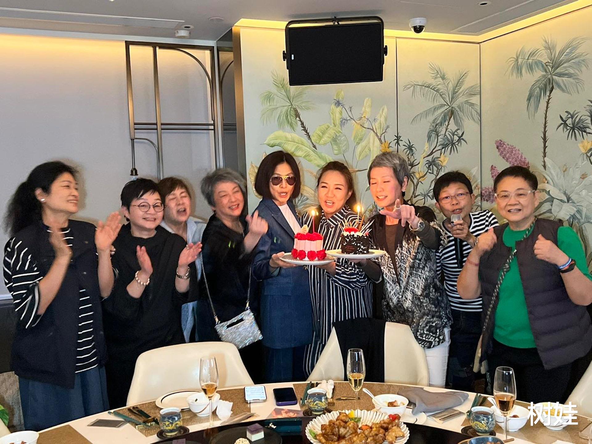 叶童|黎瑞恩设宴为60岁叶童庆生,邵美琪罕见露脸,开香槟喝茅台很尽兴