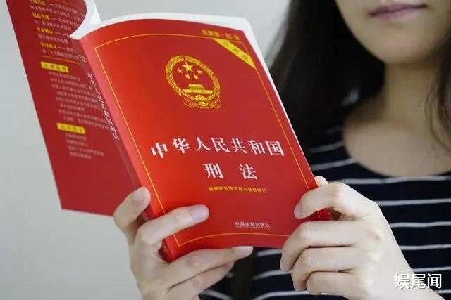 妻子在家“出轨”58次!丈夫偷录视频暗自“欣赏”,当成大片观看