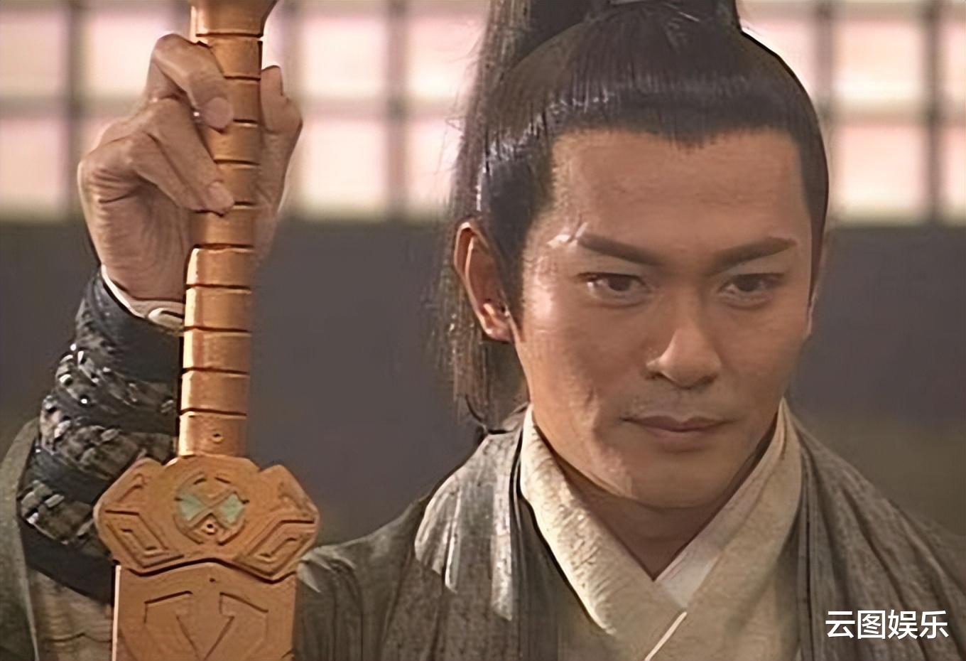 江华|60岁江华约好友吃新年大餐,喝到满脸很尽兴,大方曝光豪宅价格