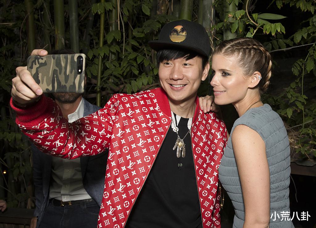 林俊杰，五月天，王嘉尔，李宇春，黄晓明，董洁，孟美岐