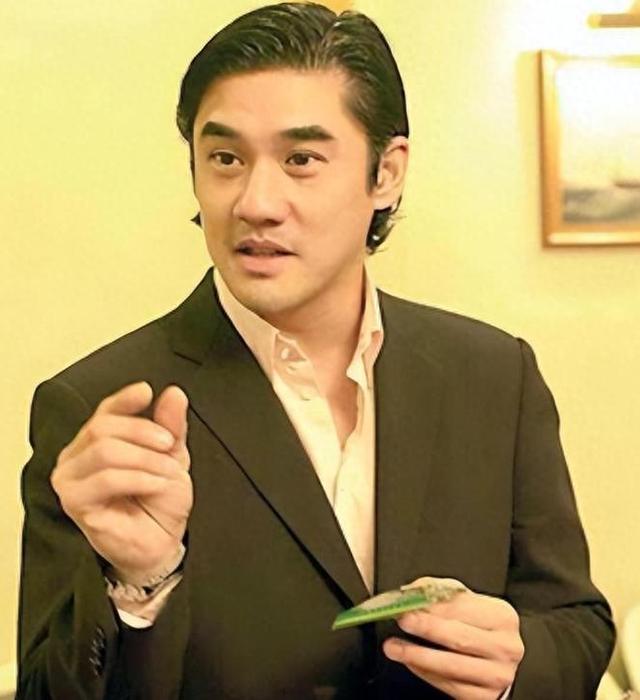 谢霆锋王菲张柏芝：三人感情终于尘埃落定！如今真的两不相欠了？