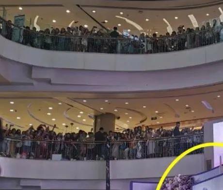 37岁杨幂参加活动引网友起哄！颜值太美身材在线，状态回春显年轻