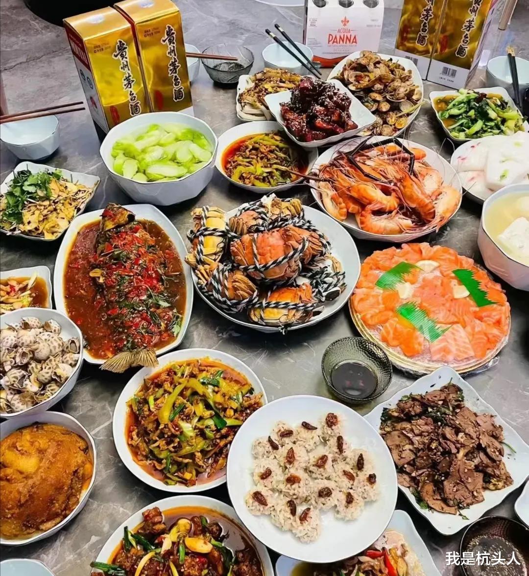 |胡锡进的年夜饭，朴实而不奢华，温馨而不浪费