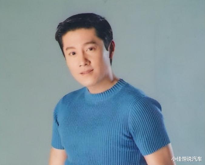 明星|应当收回军籍的4位明星,德不配位遭全网炮轰,一个比一个丢脸