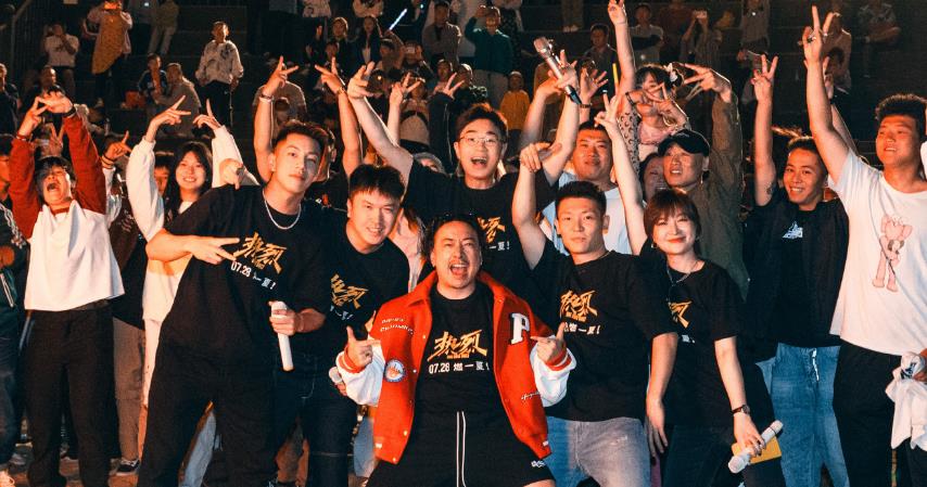 《孤注一掷》票房杀疯了,宁浩用硬实力,打脸大半个娱乐圈的烂片!