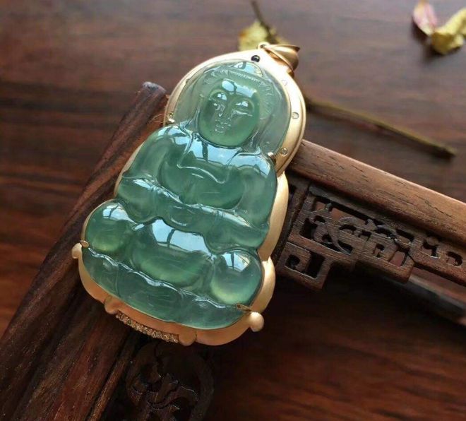 翡翠|翡翠中常见的六种光泽