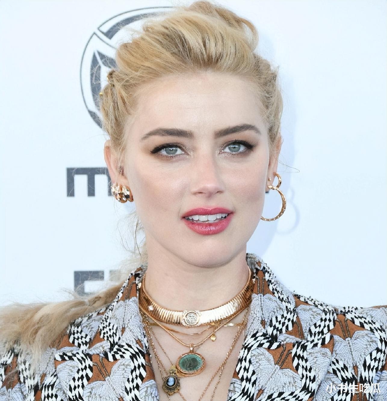 看似无情也多情？分手3年的艾梅柏已经有女儿了，马斯克还想着她