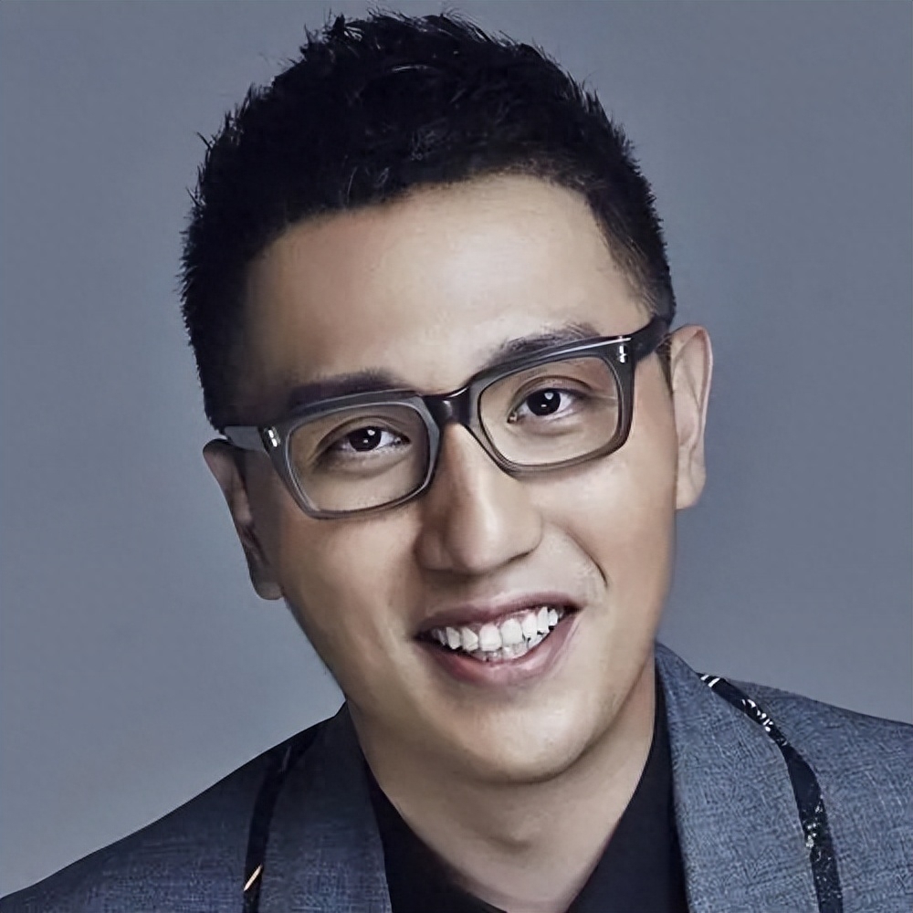 自毁前程的6位主持人,个个自我“作死”,没一个值得同情